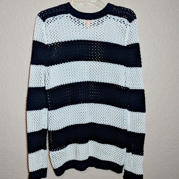 Joe Fresh knitted sweater - Picture 7 of 7